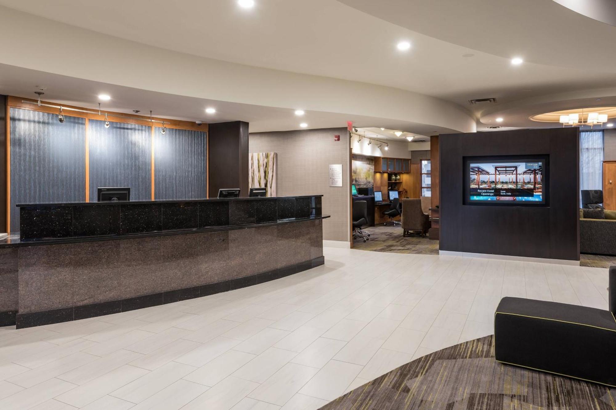 Courtyard By Marriott Toronto Vaughan Extérieur photo